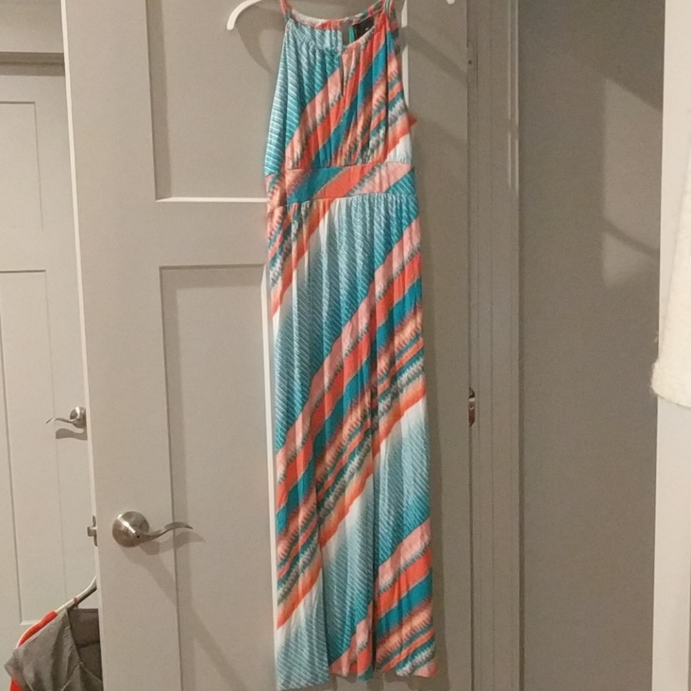 Maxi dress petite medium